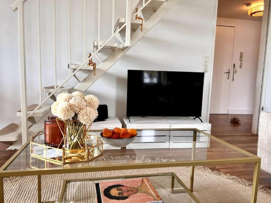 Bali Home Stylische Wohnung Mit Terrasse Schönefeld Exteriér fotografie